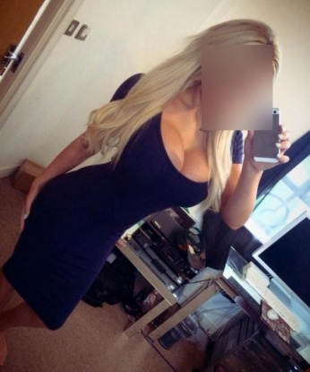 Ухоженная и обворожительная красотка готова познакомиться с приятным мужчиной для совместного времяпрепровождения. Я создам атмосферу неземного блаженства и уюта, которую ты не забудешь! 7690, 36 лет